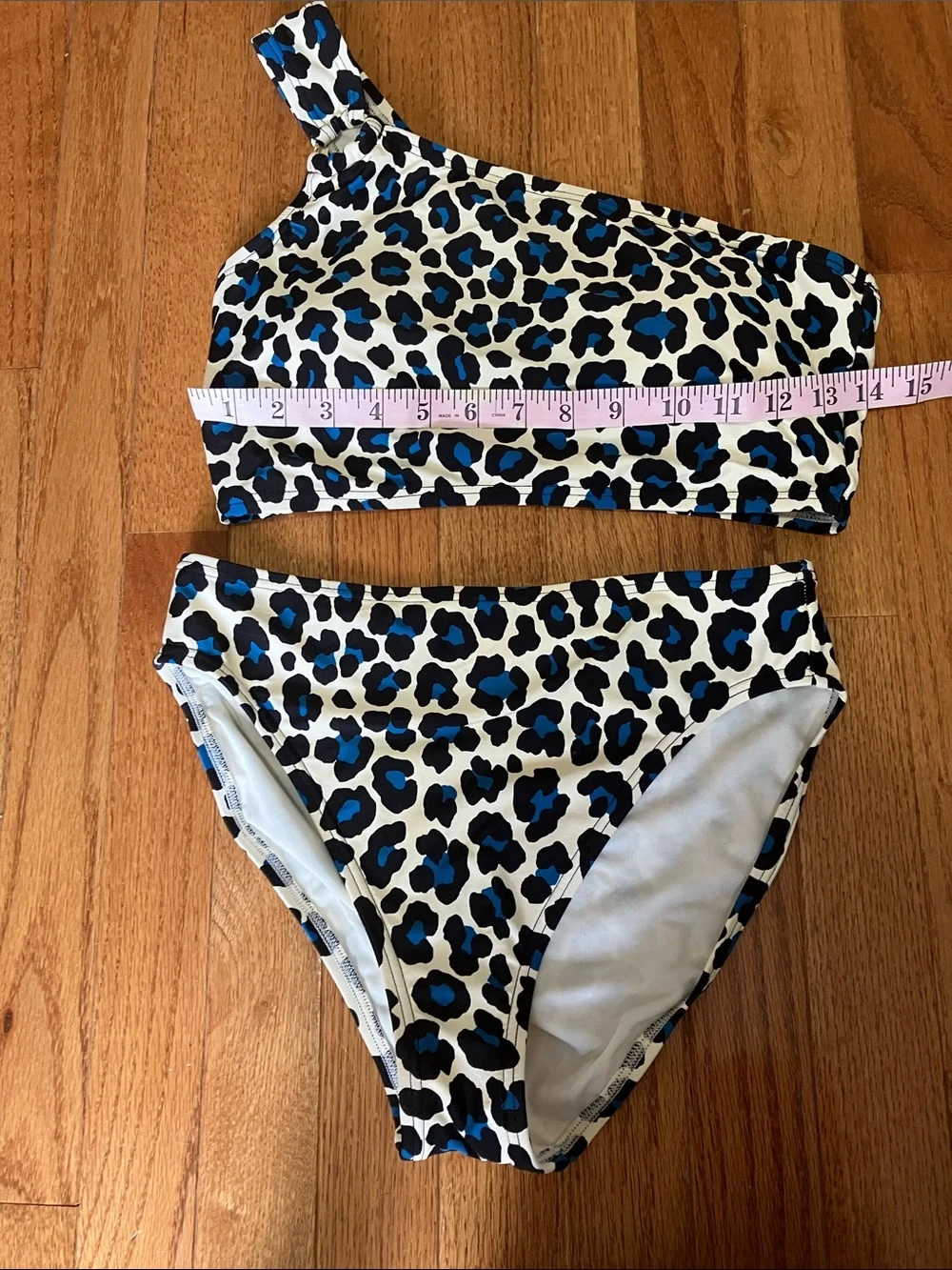 MICHAEL Michael Kors Cream Blue Leopard One Shoulder Bikini M